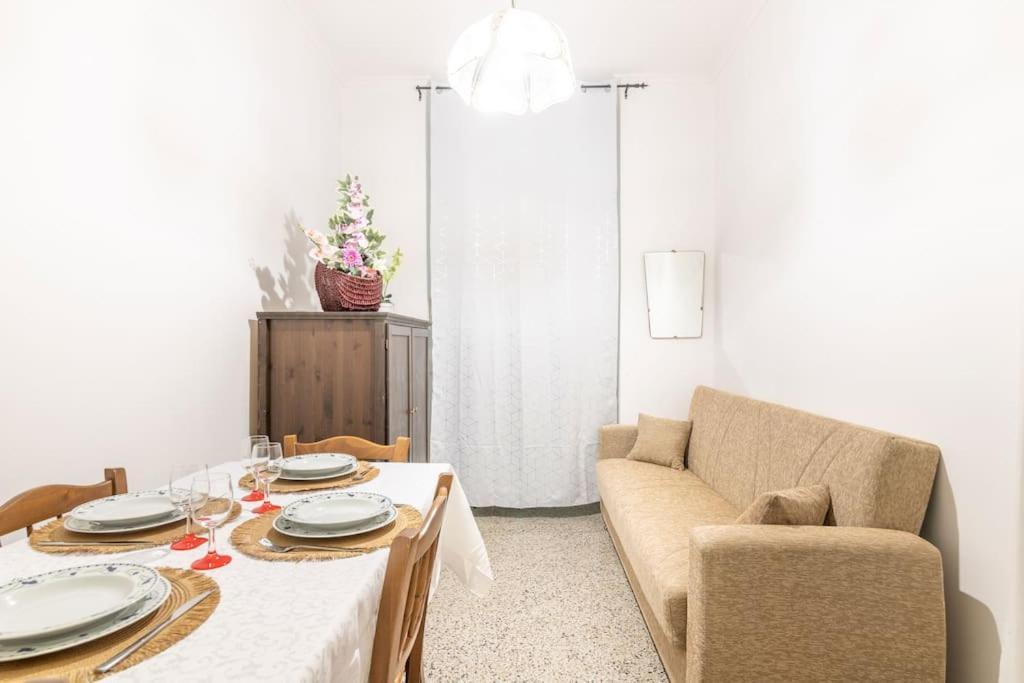 Appartamento Con Ac-Wi-Fi- Centro A 7 Min Savona Exteriör bild