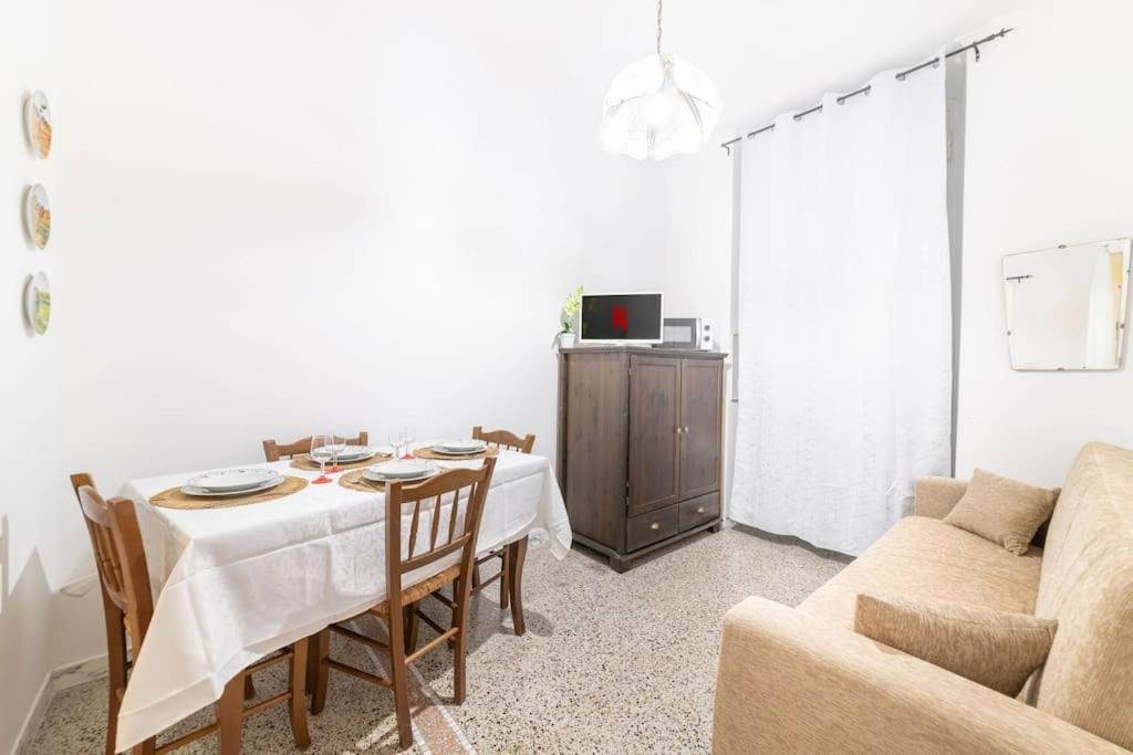 Appartamento Con Ac-Wi-Fi- Centro A 7 Min Savona Exteriör bild